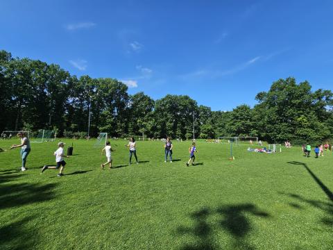 Spendenlauf der Grundschule Kersbach - Kinder laufen für Kinder